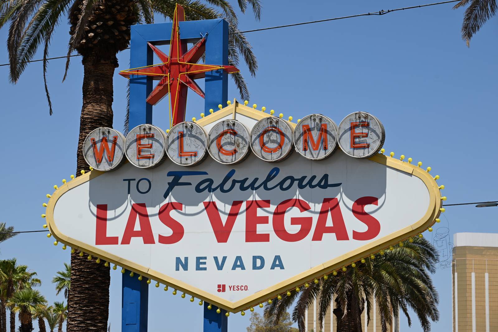 Midday Nostalgia on the Strip — Las Vegas, United States